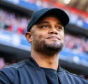 Uli Hoeness: Vincent Kompany Bawa Kedamaian di Bayern Munich