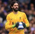 Usai Angkat Trofi Juara, Alisson Becker: Terima Kasih Fans Liverpool!