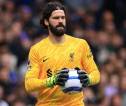 Usai Angkat Trofi Juara, Alisson Becker: Terima Kasih Fans Liverpool!