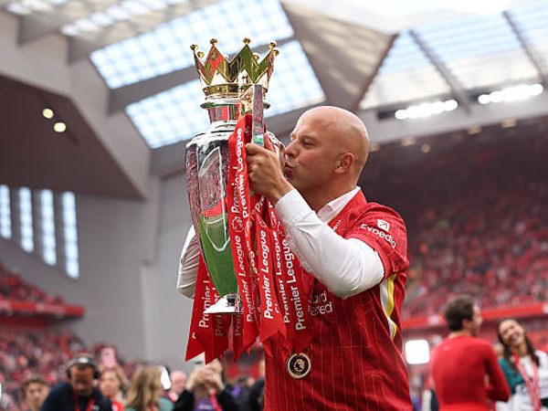 Arne Slot Isyaratkan Belanja Besar Liverpool di Musim Panas Ini