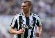 Dan Burn Antusias Hadapi Real Madrid & Barcelona di Liga Champions