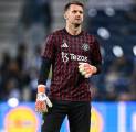 Manchester United Siap Perpanjang Masa Bakti Tom Heaton