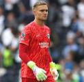 Butuh Kiper Baru, Barcelona Mulai Lirik Bart Verbruggen