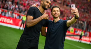 Kedatangan Jonathan Tah Diprediksi Bakal Gusur Posisi Kim Min-Jae di Bayern