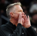 Steve Kerr Yakin Warriors Bisa Melangkah Jauh Andai Curry Tak Cedera