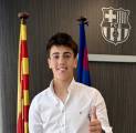 Barcelona Berikan Kontrak Perdana untuk Bintang Akademi La Masia