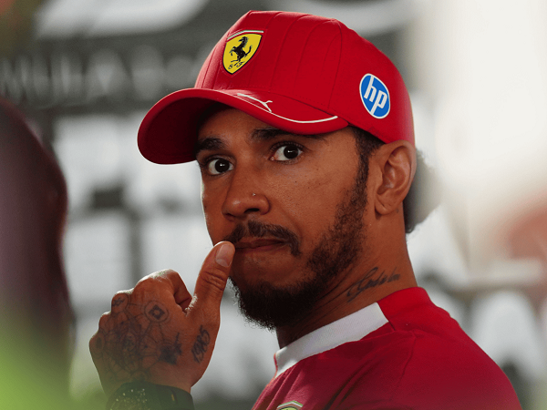 Lewis Hamilton Bantah Punya Masalah Dengan Riccardo Adami