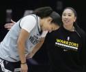 Pelatih WNBA Natalie Nakase Mencetak Sejarah Bersama Valkyries