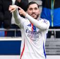 Berkat Pep Guardiola, Rayan Cherki Sepakat Bergabung dengan Man City