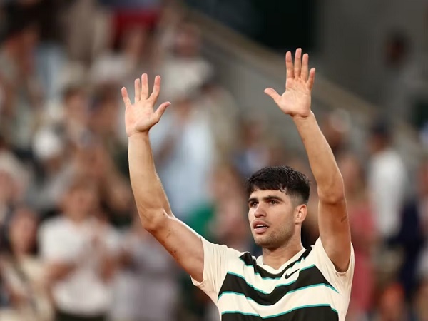 Hasil French Open: Carlos Alcaraz Berjuang Demi Keluar Dari Lubang Jarum