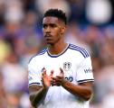 Milan Hadapi Persaingan dari Olympique Lyon untuk Junior Firpo