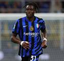 Perkuat Pertahanan, MU Serius Inginkan Yann Bisseck