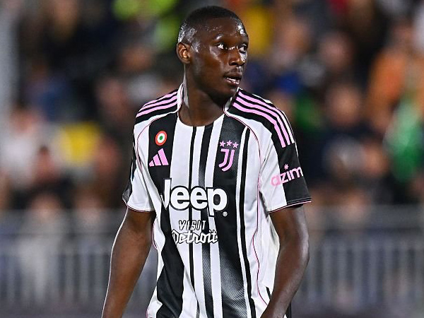 Randal Kolo Muani Kembali Masuk Radar Manchester United
