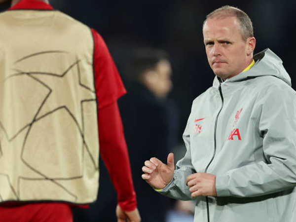 Sipke Hulshoff dan Peran Pentingnya di Balik Sukses Liverpool