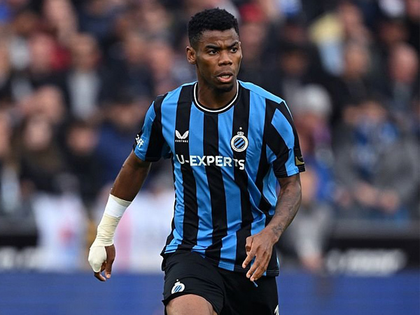 West Ham Bersaing dengan AC Milan untuk Datangkan Raphael Onyedika