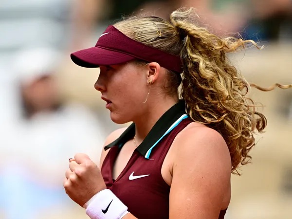 Hasil French Open: Kesampingkan Persahabatan, Mirra Andreeva Maju Ke Perempatfinal