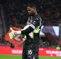 Milan Evaluasi Tiga Target Utama Untuk Menggantikan Mike Maignan
