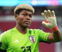 Jika Mike Maignan Hengkang, Milan Pertimbangkan Gaet Zion Suzuki