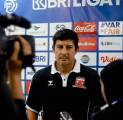 Selamatkan Tim Dari Degradasi, Madura United Pertahankan Alfredo Vera