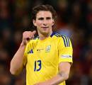 Illia Zabarnyi Disebut Bek Terbaik Ukraina, PSG Tertarik Rekrut