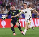 Mendekat ke Liverpool, Andy Robertson Sebut Florian Wirtz Pemain Top