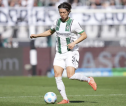 Cabut dari Gladbach, Ko Itakura Berpeluang Gabung Eintracht Frankfurt