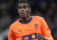 Dibidik Inter, Valencia Berupaya Perpanjang Kontrak Cristhian Mosquera
