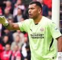 Walter Benitez Jadi Rebutan Crystal Palace dan Everton