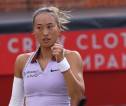 Zheng Qinwen Paksa Emma Raducanu Angkat Kaki Dari Queen’s Club
