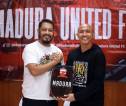Aditya Harlan Dipertahankan Madura United, Jadi Panutan Pemain Muda