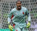 Belum Menyerah, AC Milan Coba Bujuk Mike Maignan Bertahan