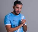 Rayan Cherki Ingin 'Tenggelamkan' Manchester United