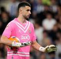 Sebelum Terima Tawaran Barcelona, Joan Garcia Tolak Newcastle