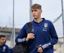 Inter Akan Lepas Valentin Carboni atau Francesco Pio Esposito