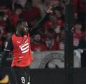 Perkuat Lini Depan, Tottenham Serius Incar Arnaud Kalimuendo