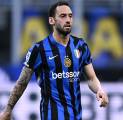 Tepis Rumor Galatasaray, Inter Tegaskan Hakan Calhanoglu Tidak Dijual