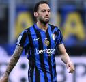 Tepis Rumor Galatasaray, Inter Tegaskan Hakan Calhanoglu Tidak Dijual