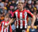 Tottenham Masuk dalam Persaingan untuk Rekrut Nathan Collins