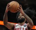 Bulls Harus Menukar Antara Ayo Dosunmu atau Coby White