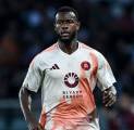Perebutan Evan Ndicka: Arsenal dan Newcastle Siap Rogoh Kocek €40 Juta?