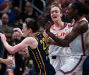 Bintang Indiana Fever Caitlin Clark Jadi Sorotan Sekaligus Kontroversi
