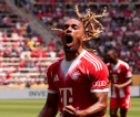 Sacha Boey Pastikan Tak Bakal Tinggalkan Bayern dalam Waktu Dekat