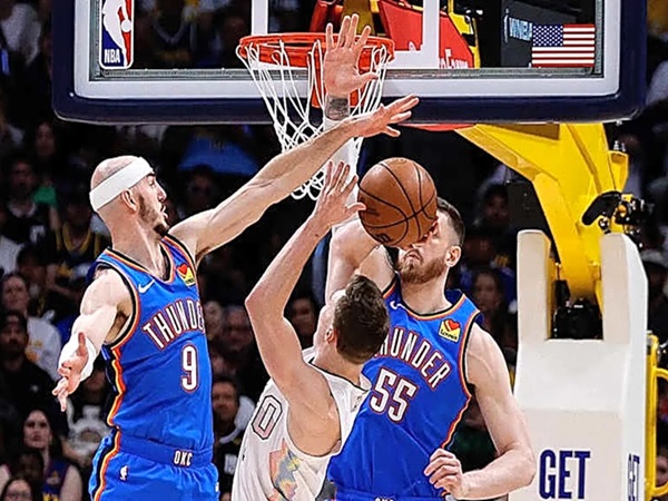 Thunder Beruntung Bisa Dapatkan Alex Caruso dan Hartenstein