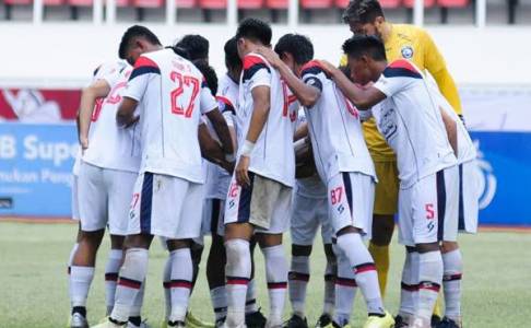 Arema FC Terus Matangkan Persiapan untuk Hadapi Laga Hidup Mati