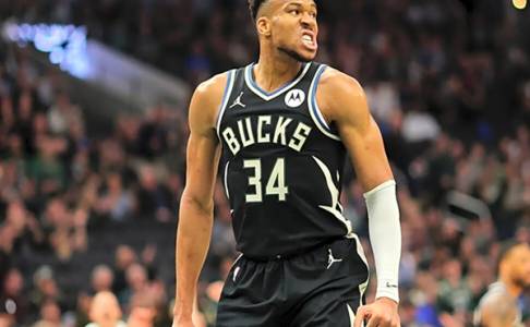 Giannis Antetokounmpo Minta Bucks Pensiunkan Nomor 22
