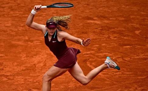 Hasil French Open: Mirra Andreeva Tak Beri Yulia Putintseva Banyak Peluang