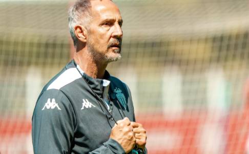 Lawan Lyon, Adi Hutter Ingatkan AS Monaco Untuk Benar-Benar Waspada