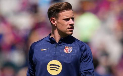 Marc-Andre ter Stegen Bahas Perkembangan Cederanya