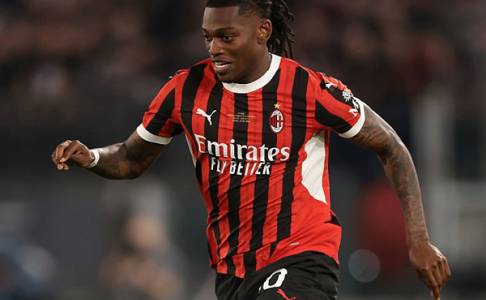 Rafael Leao Dilirik Tiga Raksasa Arab Saudi, Yakin Tahan Godaan?