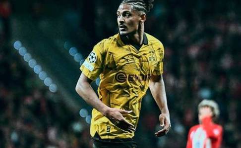 Sebastien Haller Akui Tak Ada yang Menyangka Dortmund Melaju ke Semifinal